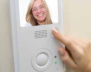 Installateur interphone Draguignan VAR PACA Brignoles Fréjus Sainte-Maxime Saint-Tropez
